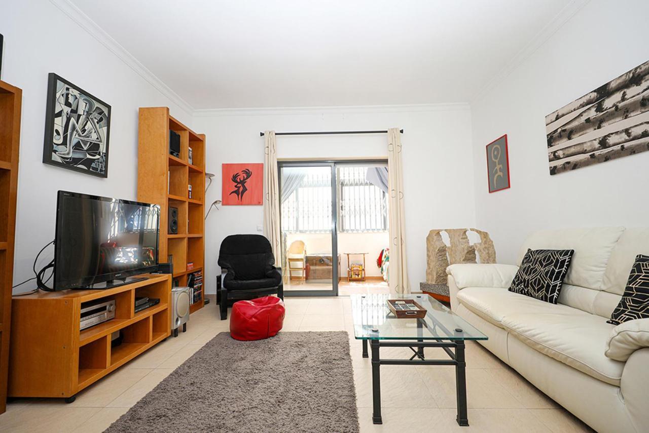 A64 - Barreira Holiday Flat In Lagos Apartment Bagian luar foto