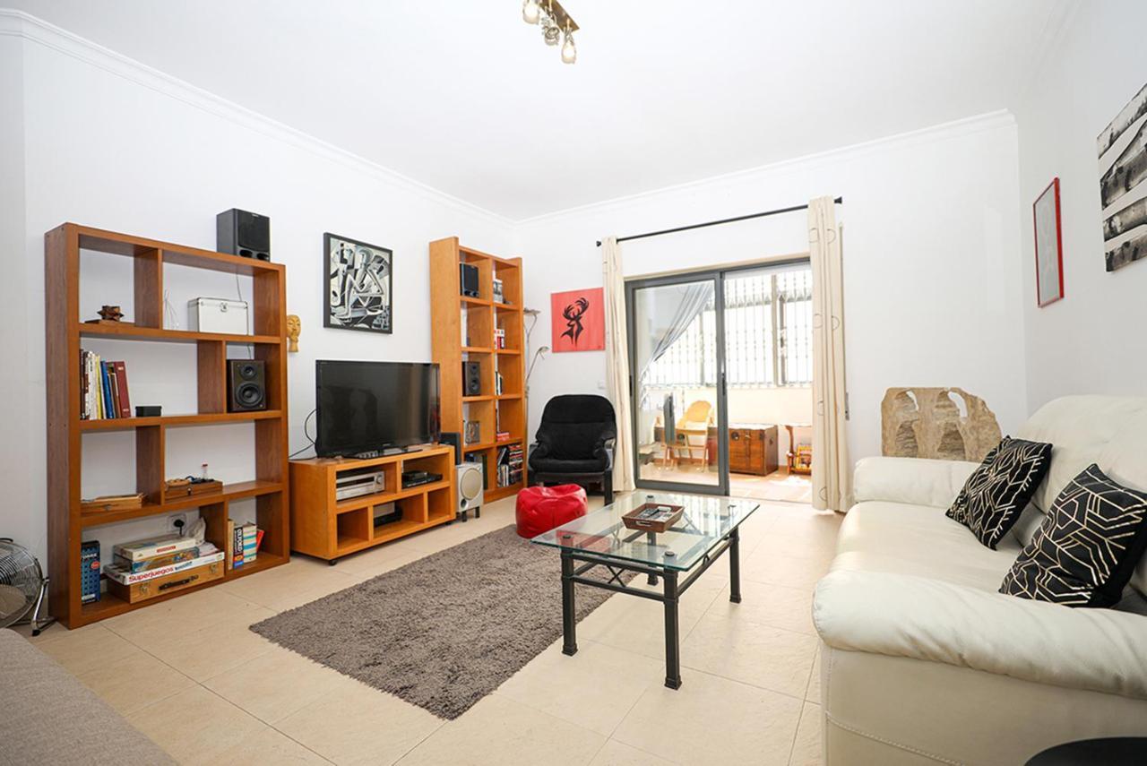 A64 - Barreira Holiday Flat In Lagos Apartment Bagian luar foto