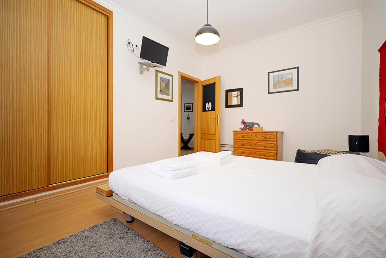 A64 - Barreira Holiday Flat In Lagos Apartment Bagian luar foto