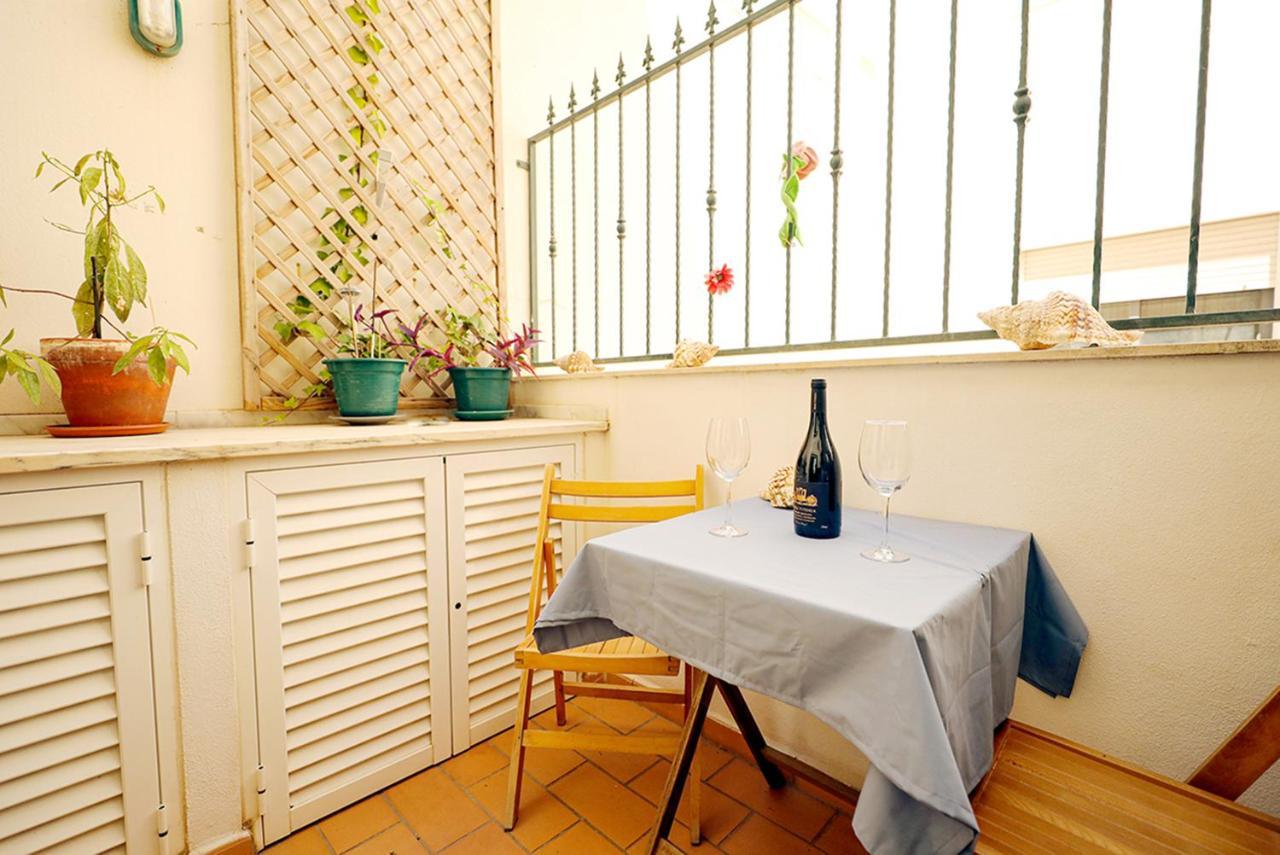 A64 - Barreira Holiday Flat In Lagos Apartment Bagian luar foto